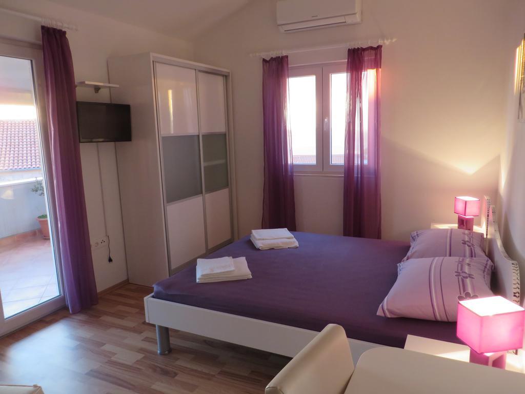 Apartments Petar Hvar Town Room photo